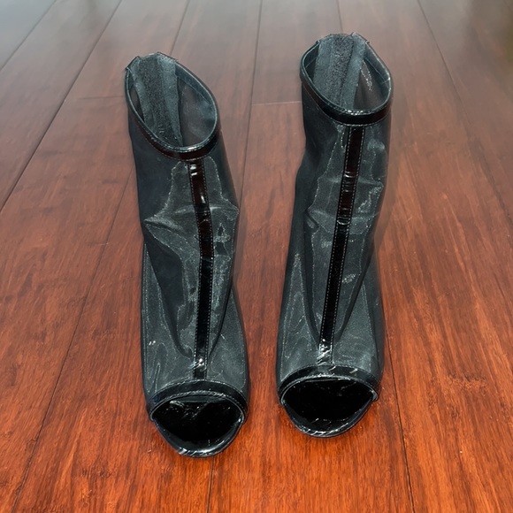 Boots - Picture 3 of 3